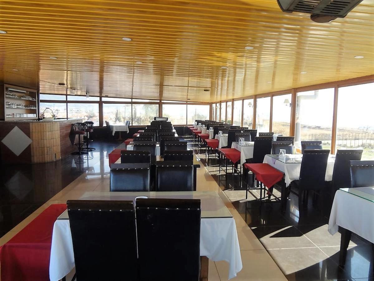 Linda Butik Otel Guemuelduer Esmirna Exterior foto