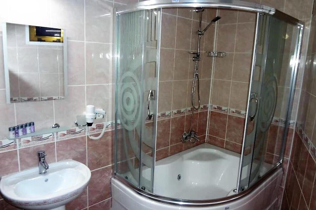 Linda Butik Otel Guemuelduer Esmirna Exterior foto